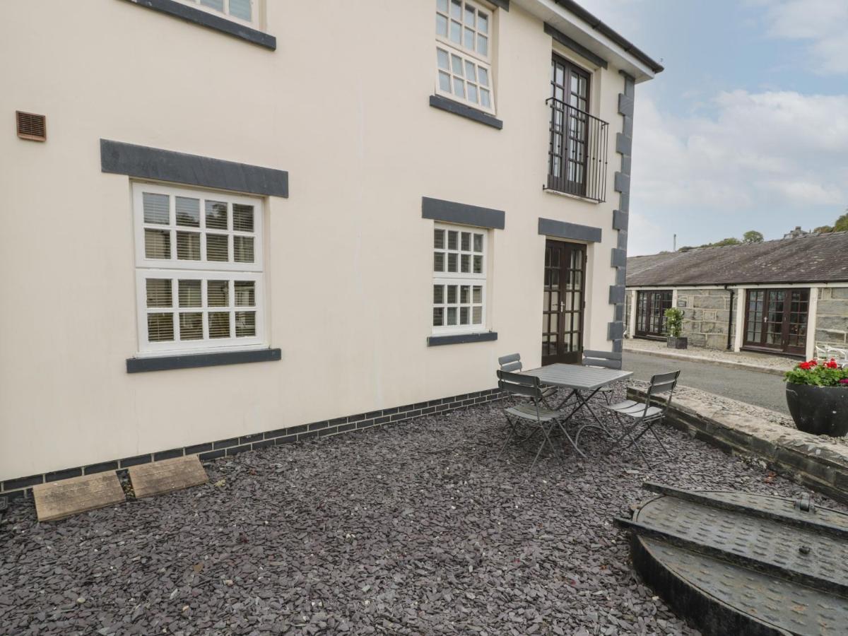 Whistle Stop Apartment Porthmadog Exterior foto